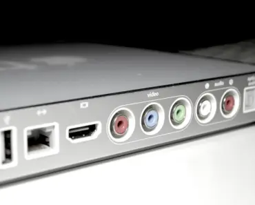 7 Highly Acclaimed New Comedies Coming to Apple TV