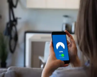 7 Ways AirDrop Coming to More Android Phones Changes Everything