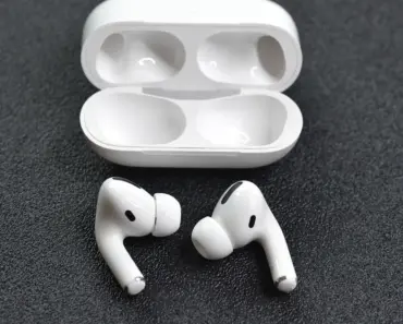 7 Pro Tips for a Classic 90s Portable TV Audio-Forward Case Mod