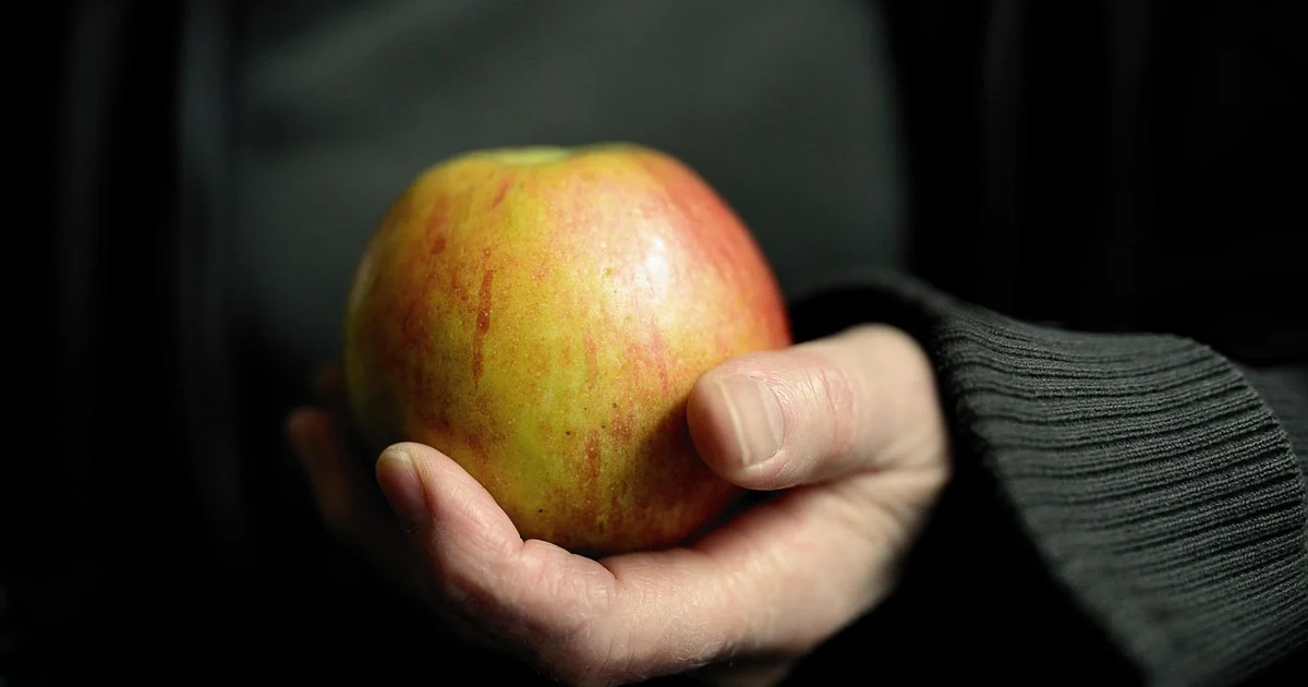 apple removing magsafe