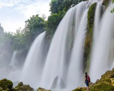 FCC Router Ban Includes Portable Hotspots: 5 Key Facts