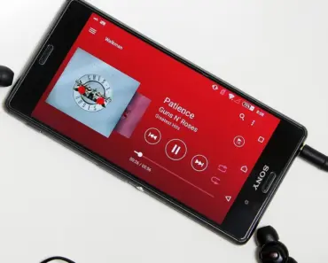 7 Stunning Details of the 1,000 HP BYD Denza Luxury Drop Top