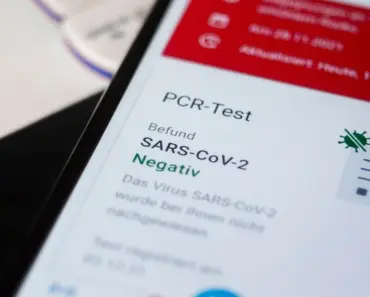 Why Elon Musk’s XChat App Is More Like Messenger Than Signal