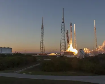 How SpaceX Preempted a $2B Fundraise With a $60B Buyout