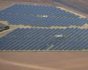 5 AI-Powered Job Hunting Hacks to Land More Interviews with Less Effort