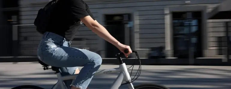 Yozma IN10 Review: $1200 somehow buys a 40mph ultra-capable mini electric dirtbike