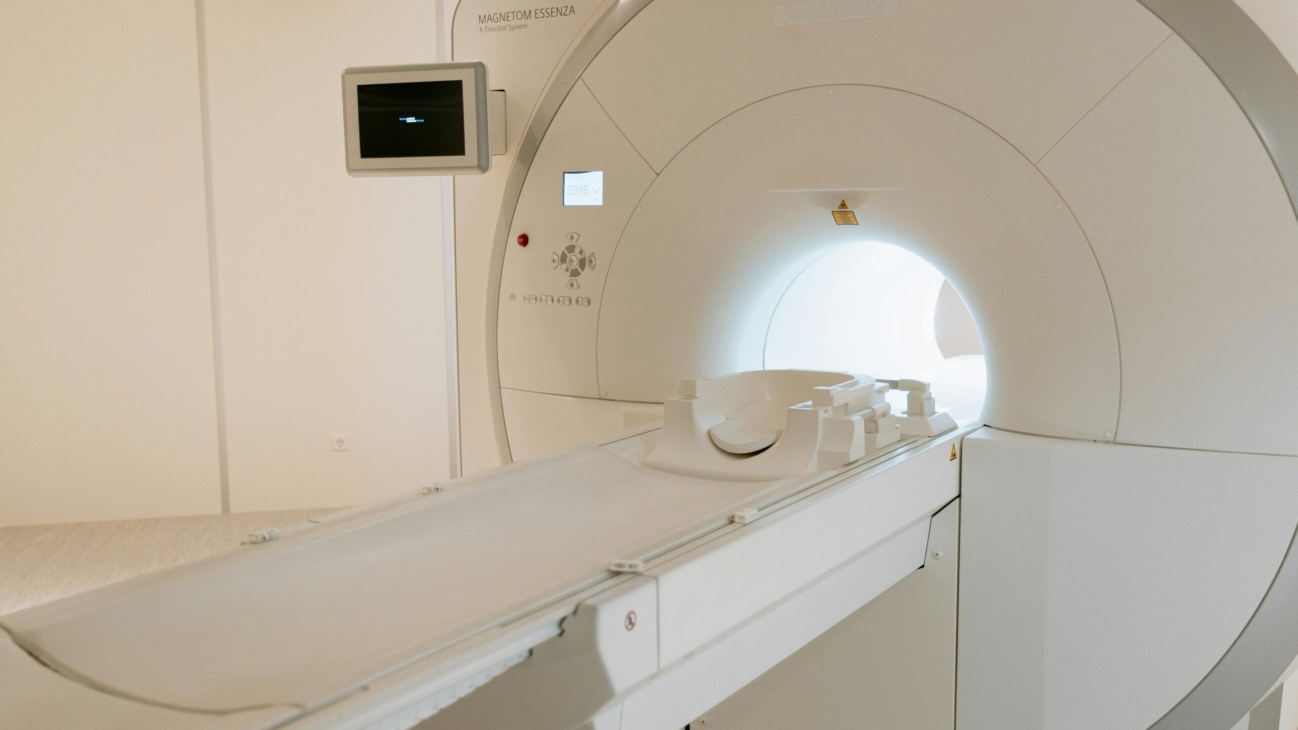 MRI Tech School Program at CBD College - students training with MRI scanner and clinical externship preparation