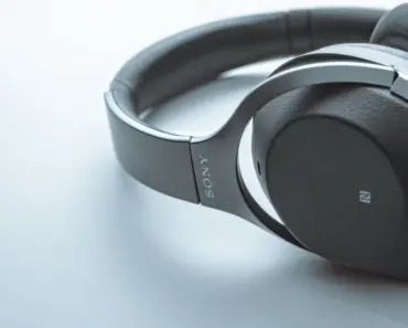 5 Best Noise-Cancelling Headphones Deals: Sony Under $400