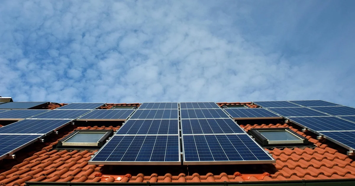 solar panels cloud effect