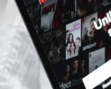 7 Signature Shows from Other Networks to Watch on Netflix 7 Signature Shows from Other Networks to Watch on Netflix