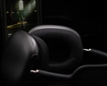 Apple May Be Preparing 5 Mysterious New Over-Ear Headphones Apple May Be Preparing 5 Mysterious New Over-Ear Headphones