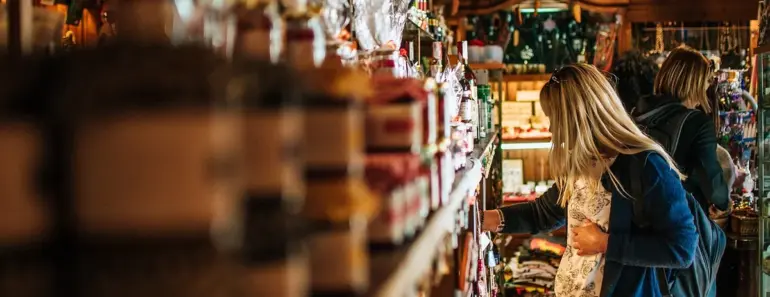 Amazon Launches AI Shopping Assistant: 7 Search Perks