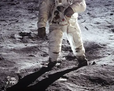 NASA Next Spacesuit Won’t Be Ready for Artemis 4, Warns Watchdog