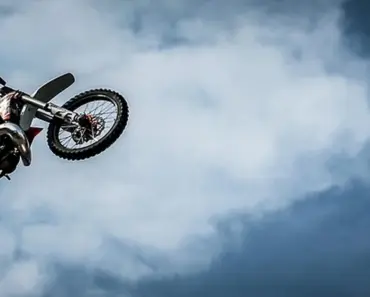 Juiced Just Launched 70 MPH Dirt Bike for Nearly Free Juiced Just Launched 70 MPH Dirt Bike for Nearly Free