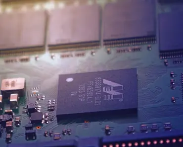 The 2nm Transistor Bottleneck: Why GAAFET Nanosheets Leak Without Bottom Dielectric Isolation
