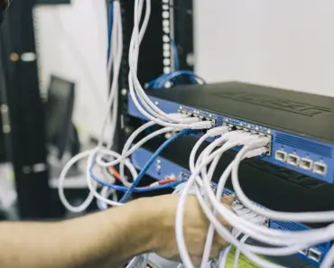 Linux eBPF XDP at 400GbE: Hardware Offload, Driver Hooks, and Kernel Bypass Without DPDK Complexity Linux eBPF XDP at 400GbE: Hardware Offload, Driver Hooks, and Kernel Bypass Without DPDK Complexity