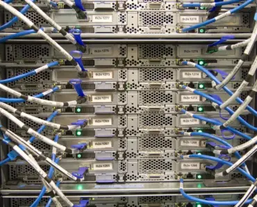 The Hidden Cost of Thread Migration: How Linux NUMA CPU Pinning Slashes Database p99 Tail Latencies by 70%