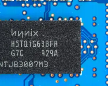 The Death of the SO-DIMM: How LPCAMM2 Saves Laptop Repairability Without Sacrificing 9,600 MT/s LPDDR5X Speeds
