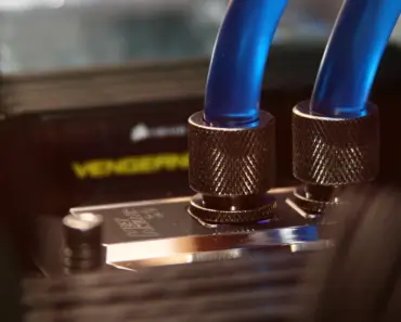 Piezoelectric Micro-Pumps & Acoustic Fluidics: How Ultrasonic Silicon Chips Cool 1,000W AI Dies Without Fans