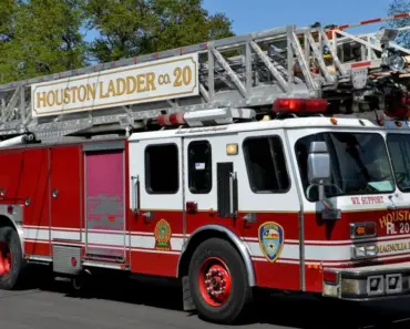 Tesla launches ‘Robotaxi’ in Houston and Dallas with tiny geofences