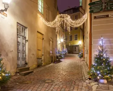 Pixel 10 Pro Owners Prove The Phone’s Flashlight Can Damage The Device