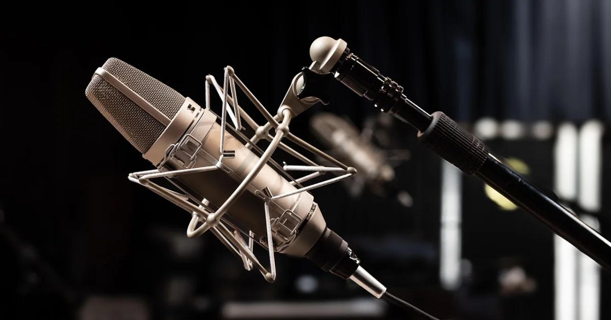 undersea cable cutting