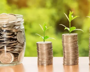 Cathie Wood’s ARK Makes First Lead Investment in Lucra: 5 Surprising Truths About This…