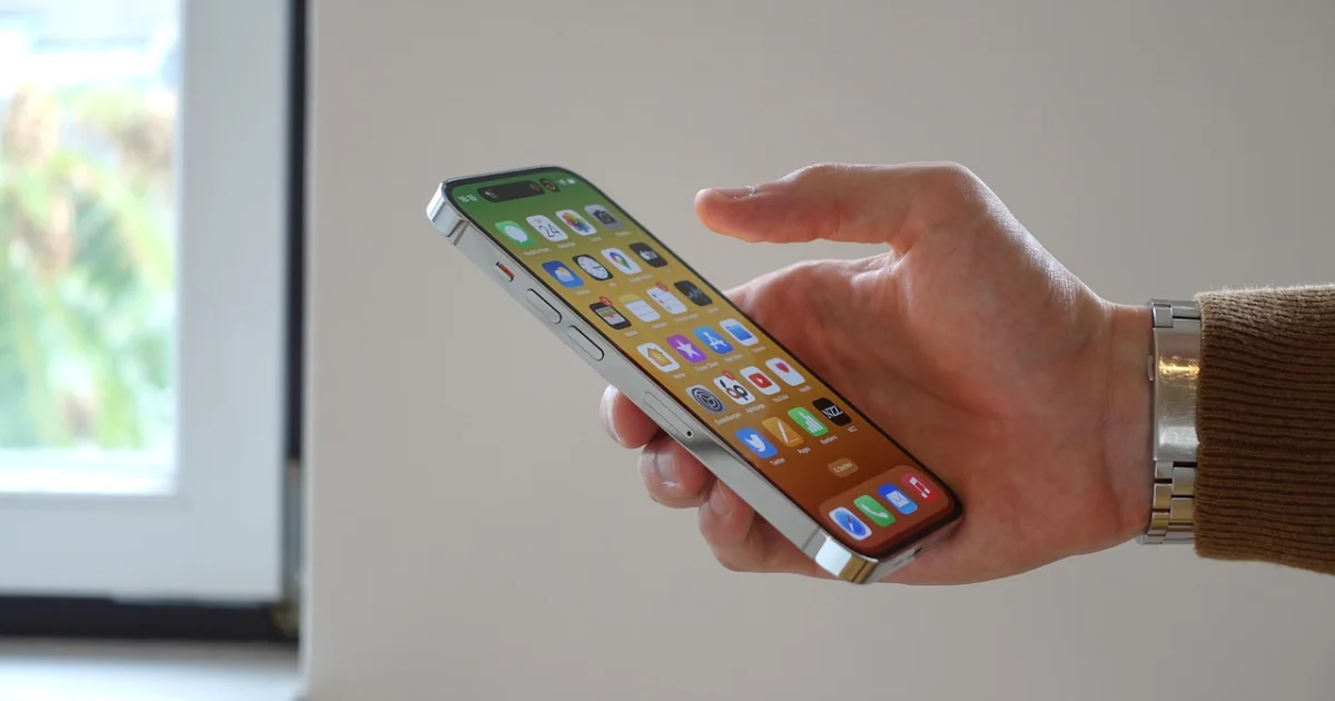 iphone 18 pro camera