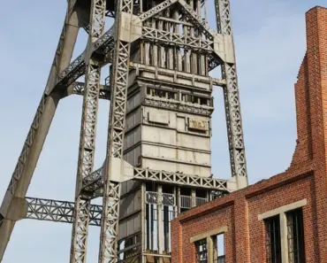 OpenAI shuts down Sora while Meta gets shut out in court – Impact and Analysis