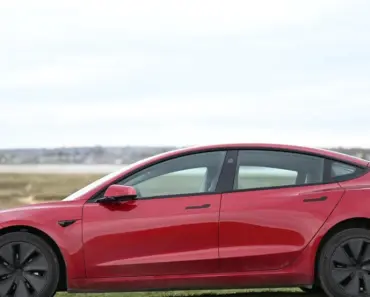 YouTuber buys stripped Tesla Model 3 ‘go-kart’ for $2,000 – it still has 212-mile range