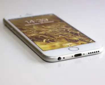 Apple Glasses to sport high-end designs using premium materials, at least four styles in testing